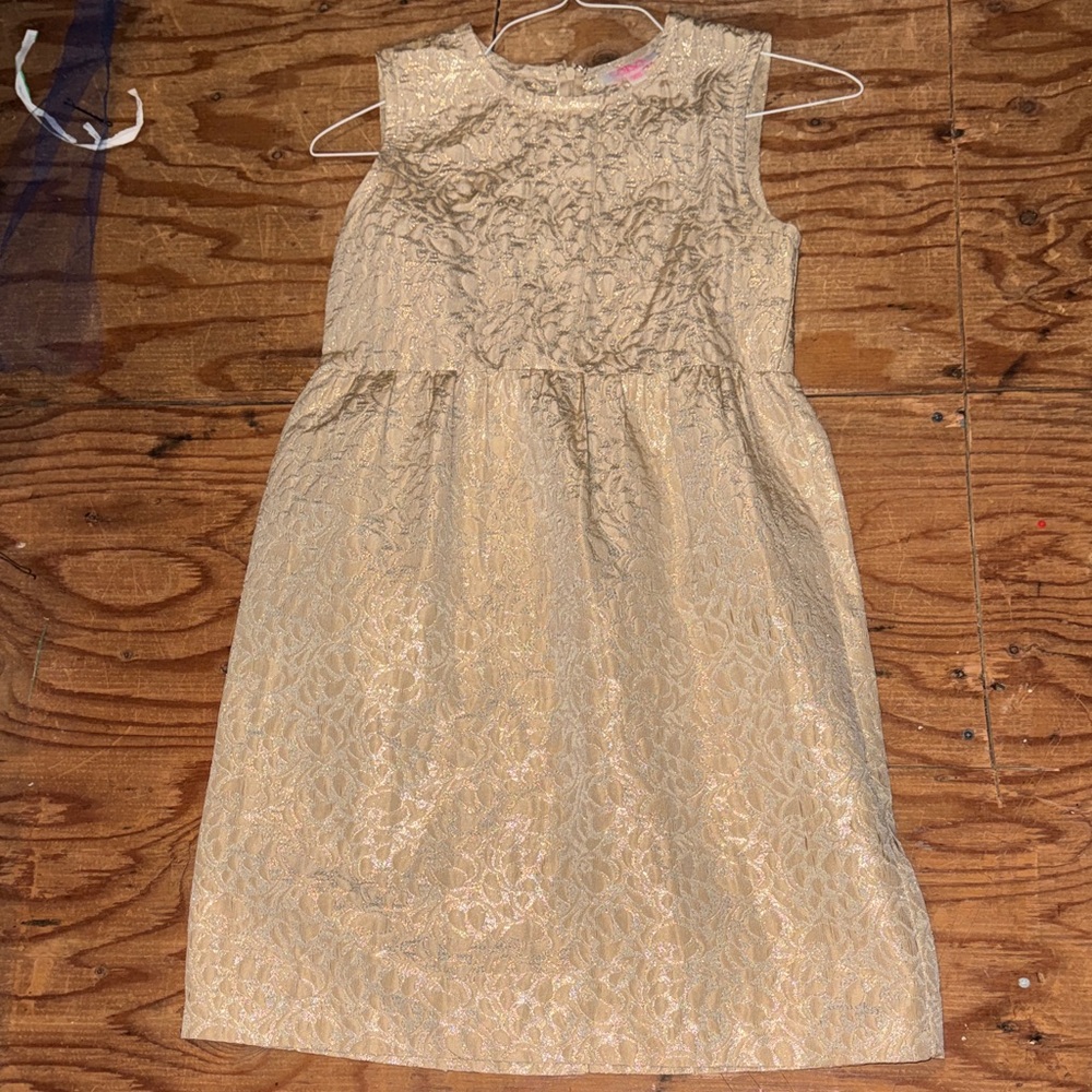 AKA New York Y2K Sleeveless Cream Gold Lace Dress EUC